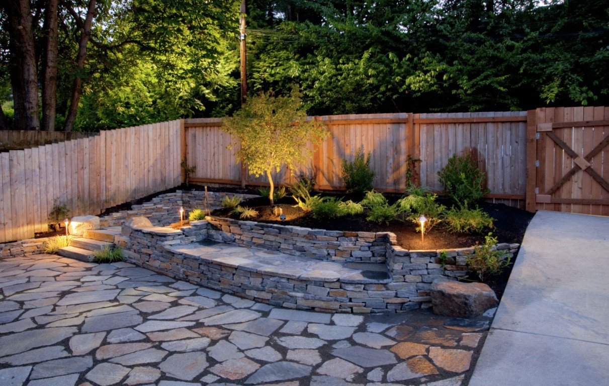 Professional landscaping services in Doral, FL